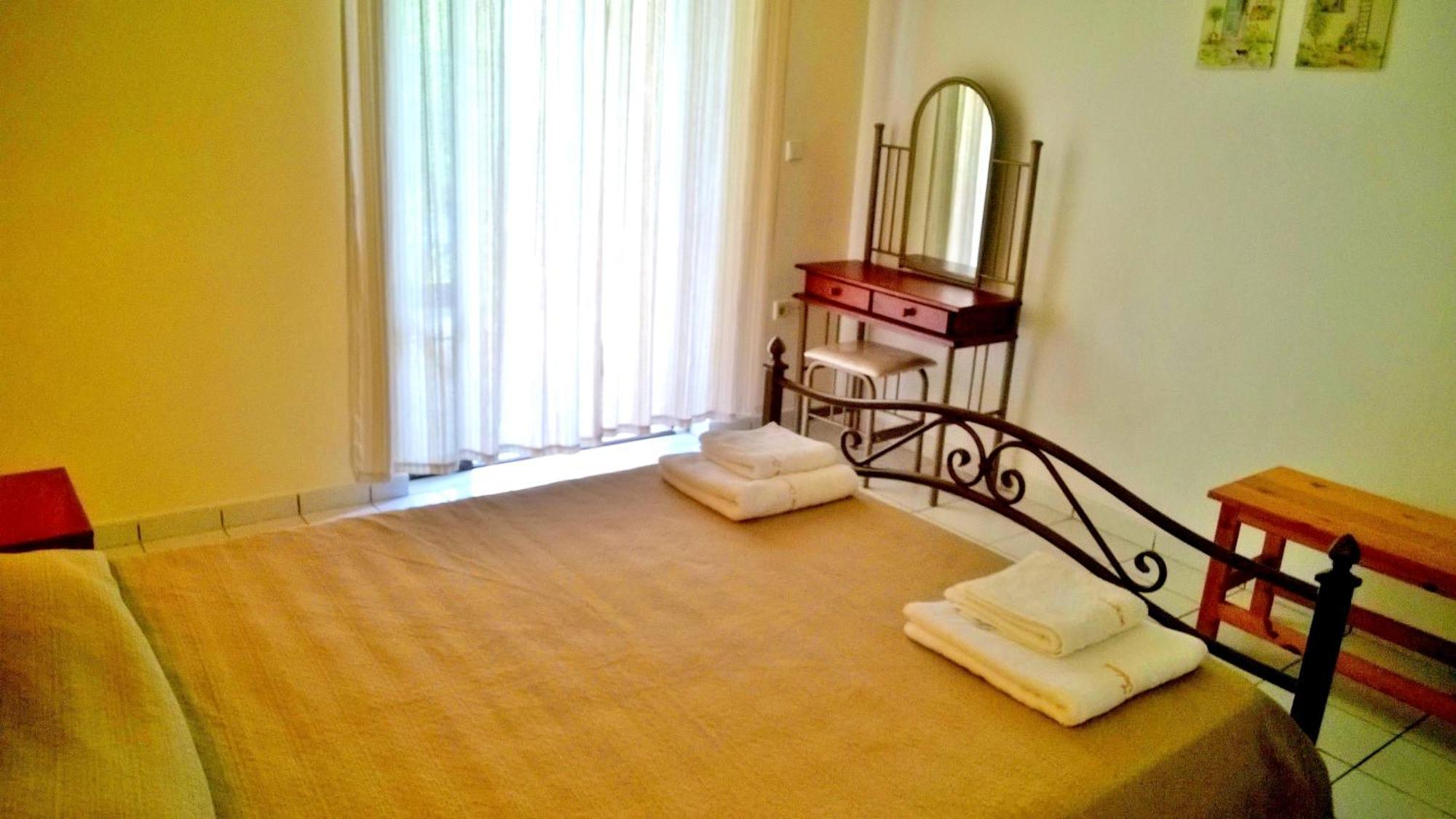 Irini Apartments And Studios Kavos Exterior photo