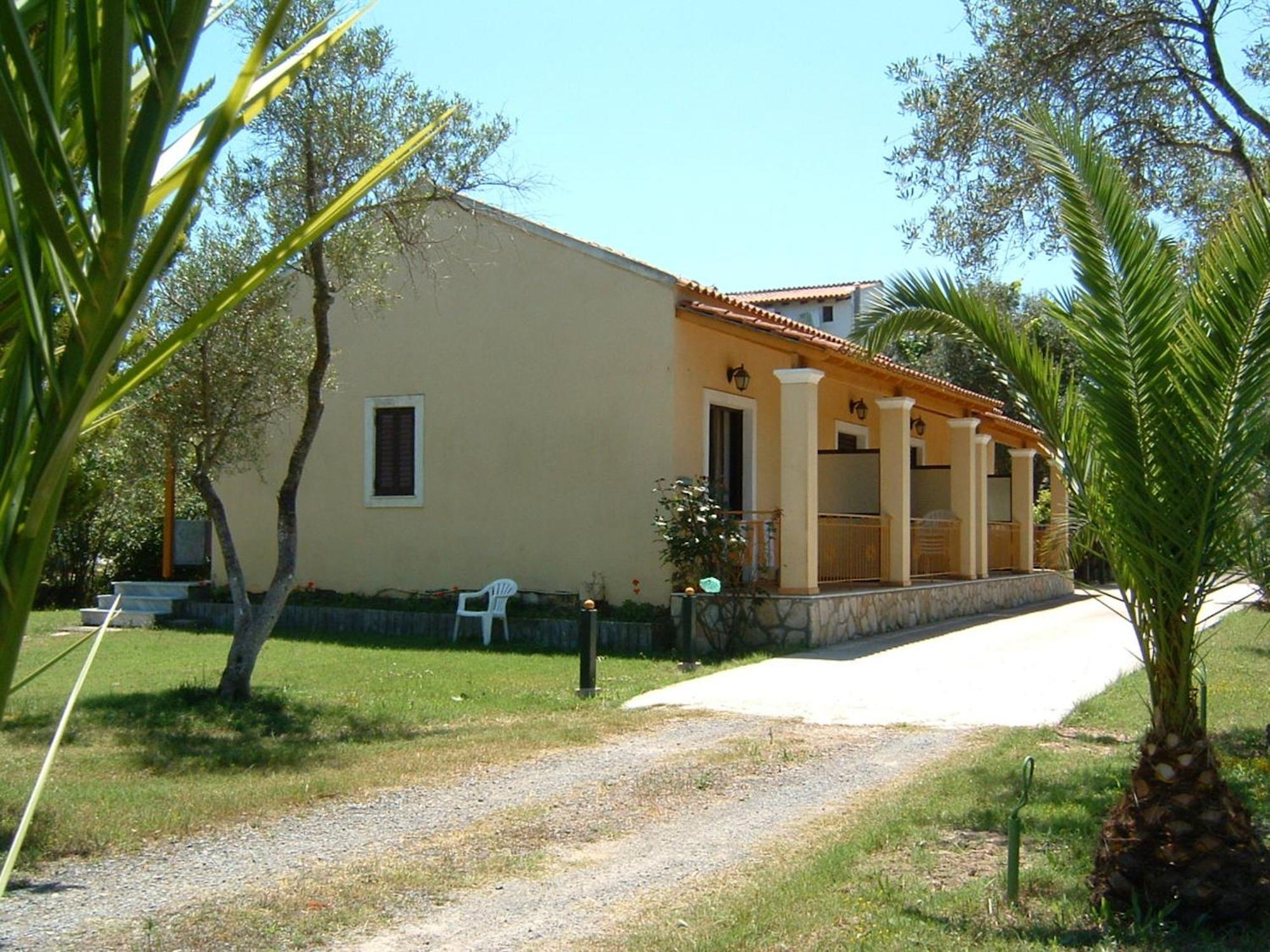 Irini Apartments And Studios Kavos Exterior photo